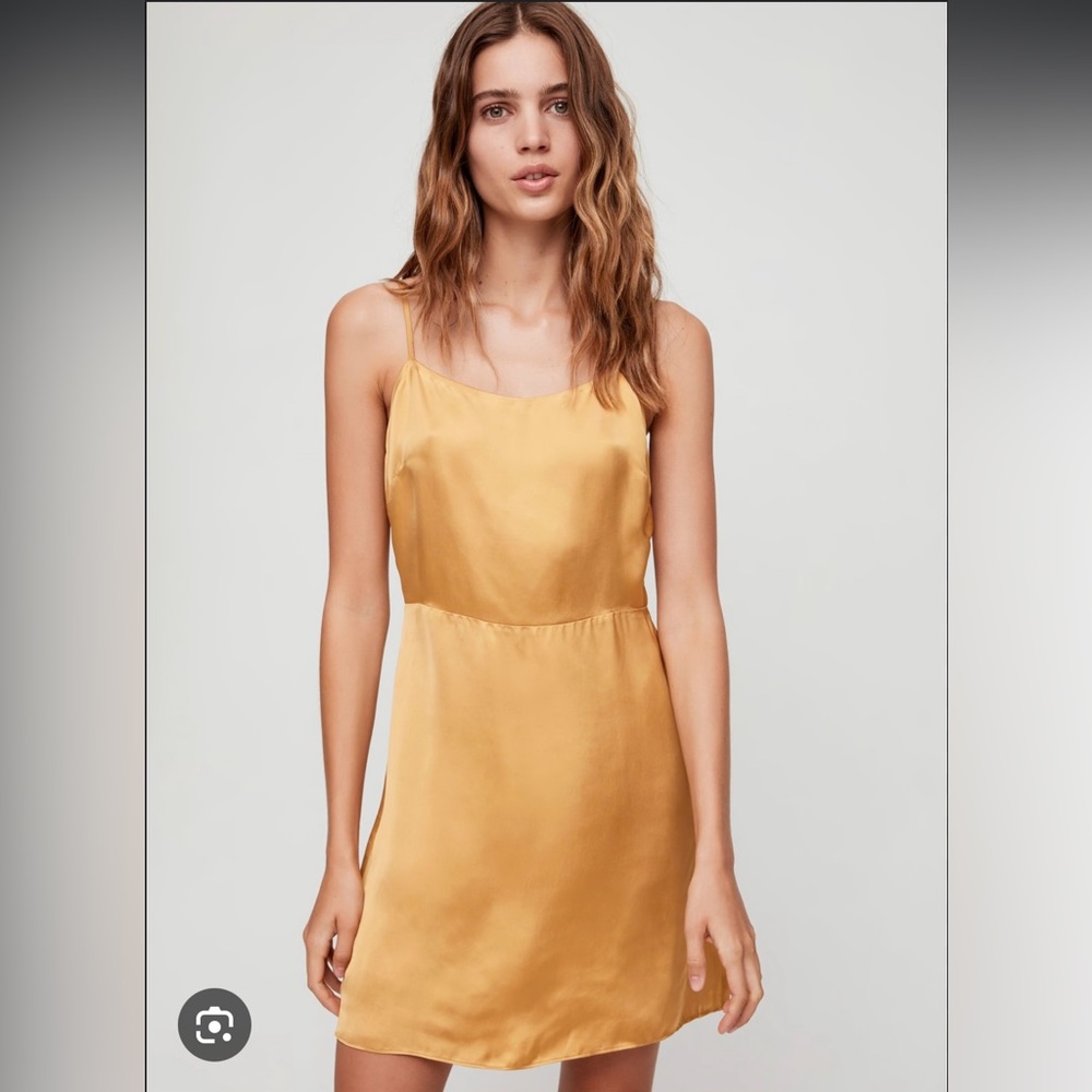 Aritzia Wilfred champagne dress size M